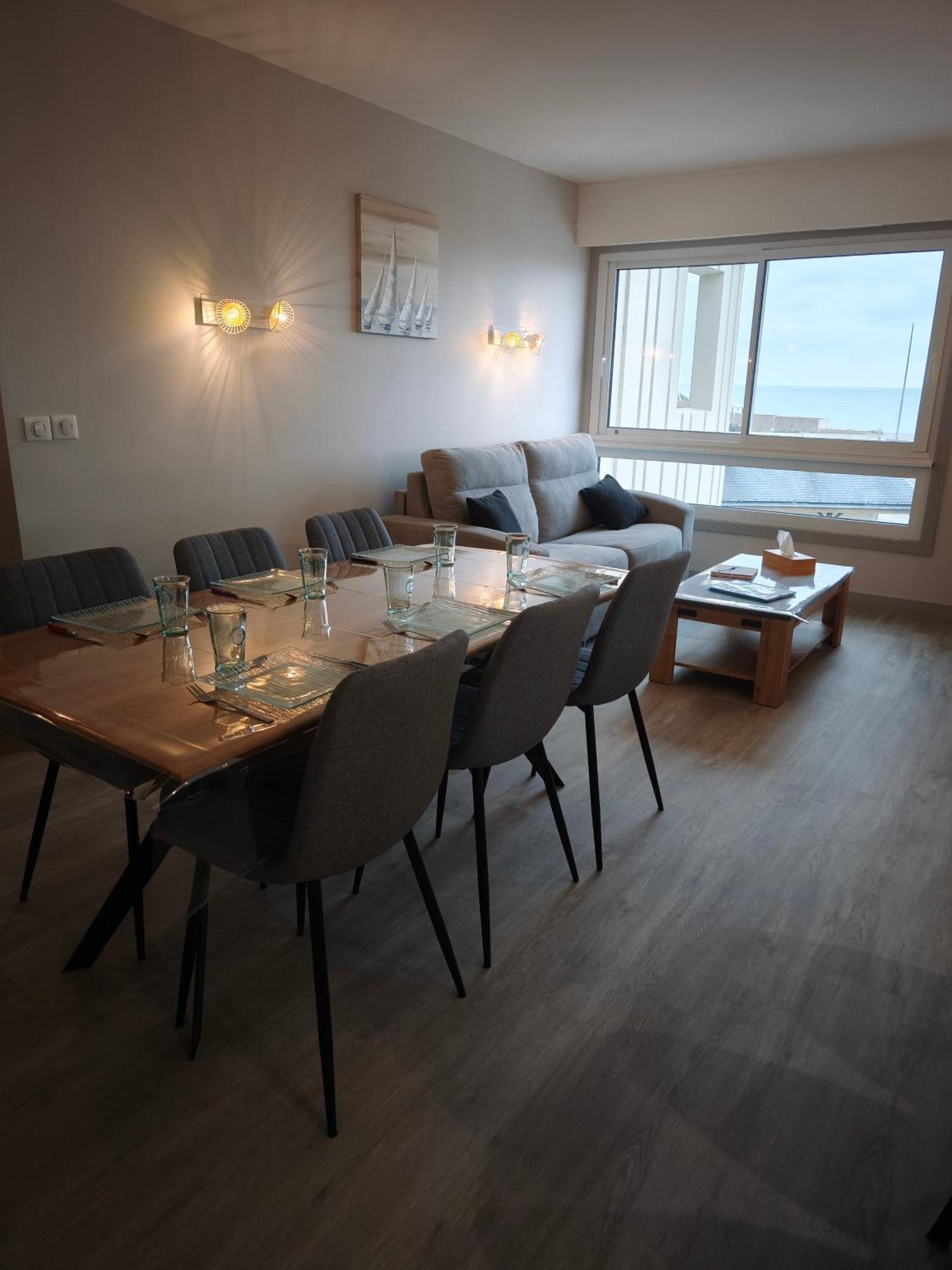 Appartement Renove Avec Vue Sur Mer A Fecamp ! Luaran gambar